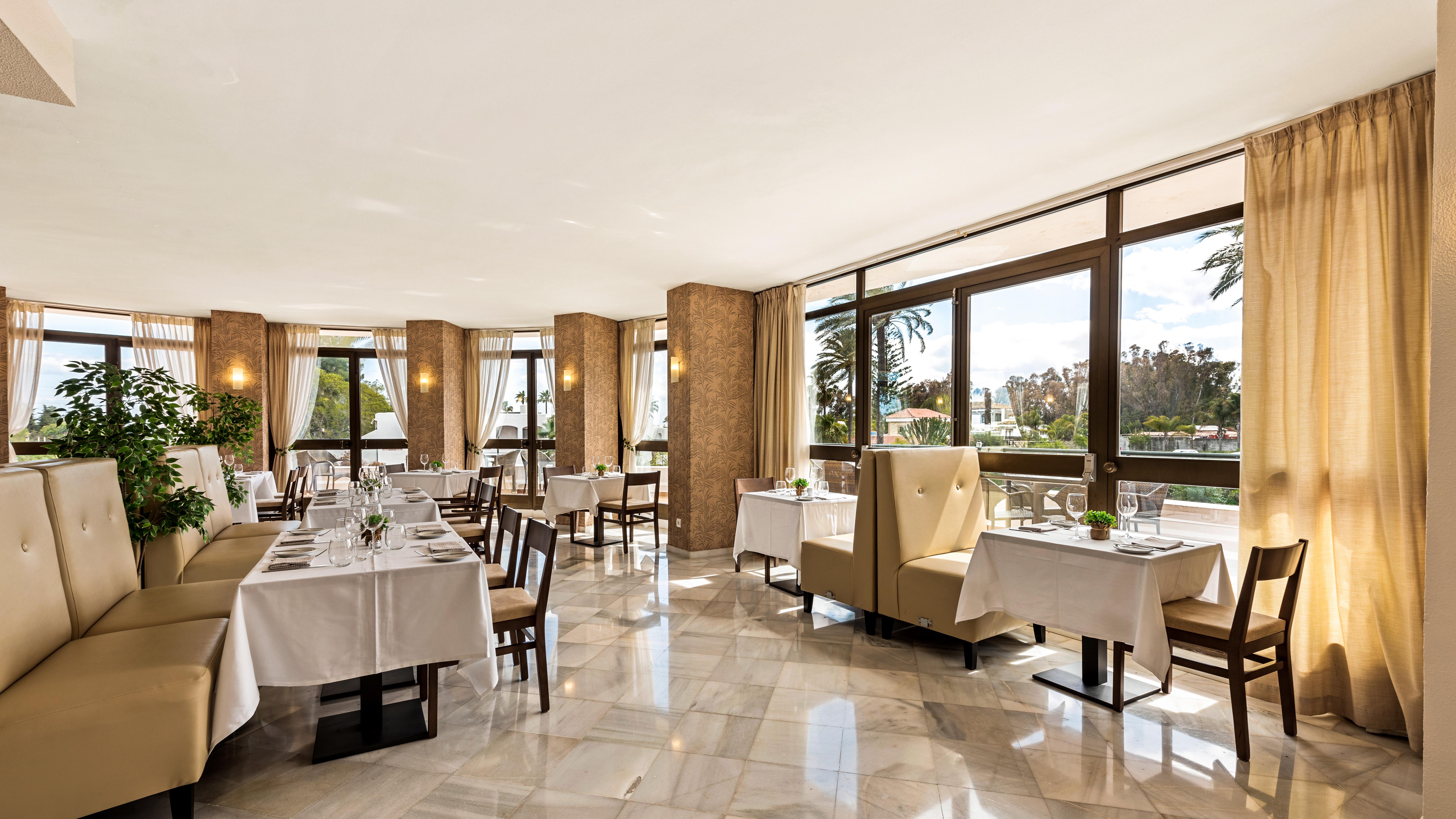 Macdonald Villacana Resort Estepona Exteriör bild