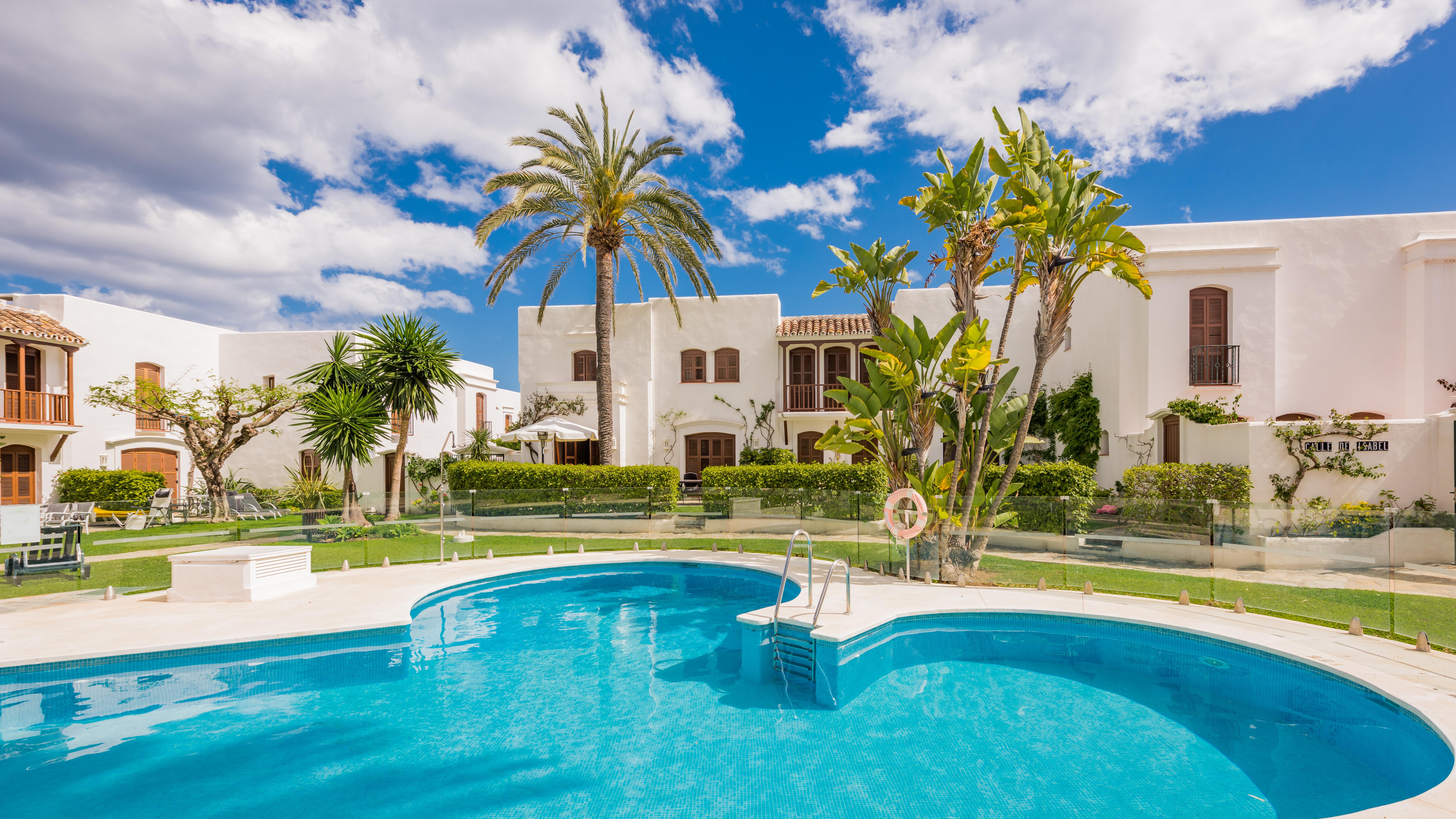 Macdonald Villacana Resort Estepona Exteriör bild