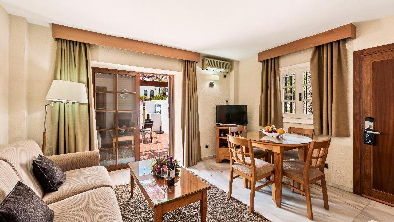Macdonald Villacana Resort Estepona Rum bild
